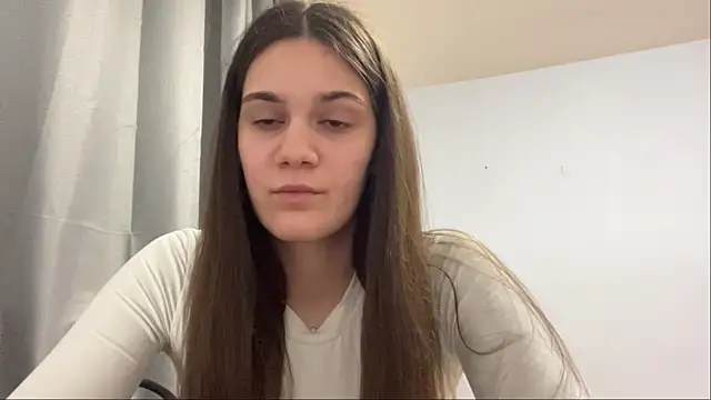 Snapshot of MaryRaven chatting on 05-12-26, 07:11 MaryRaven online show from 05-12-26, 07:11