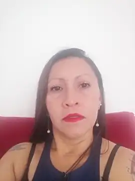 Snapshot of Vely_ chatting on 05-15-26, 04:58 Vely online show from 05-15-26, 04:58