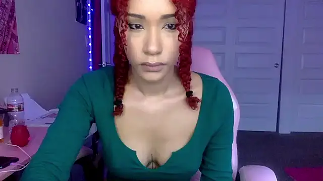 Snapshot of Jenna_Beck chatting on 05-08-26, 12:05 Jenna Beck online show from 05-08-26, 12:05