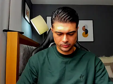 ZEI-001 online show from 06-01-26, 03:41
