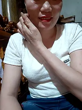 -Trici- online show from 06-18-26, 10:25