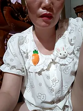 -Trici- online show from 06-29-26, 11:32