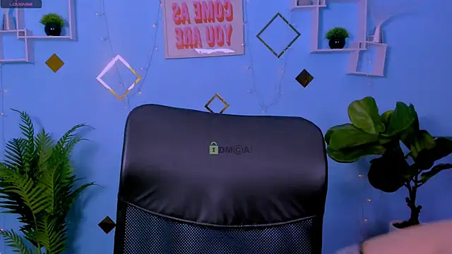 shadow kiss  online show from 07-10-26, 08:40