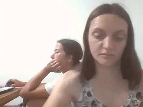 Snapshot of Kimmy_Webb chatting on 06-26-26, 05:50 Kimmy Webb online show from 06-26-26, 05:50