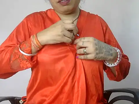 Snapshot of Rukhashar chatting on 06-10-26, 05:18 Rukhashar online show from 06-10-26, 05:18