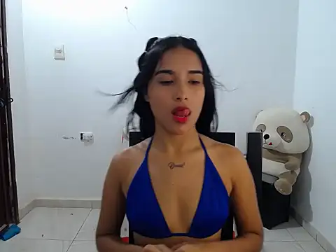 Chicasenxual online show from 06-02-26, 03:25