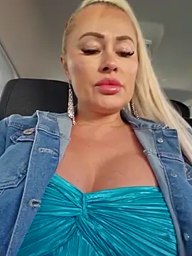 Snapshot of MILFBARBY chatting on 05-17-26, 07:17 MILFBARBY online show from 05-17-26, 07:17