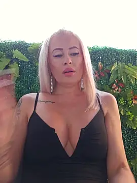 Snapshot of MILFBARBY chatting on 07-07-26, 06:05 MILFBARBY online show from 07-07-26, 06:05