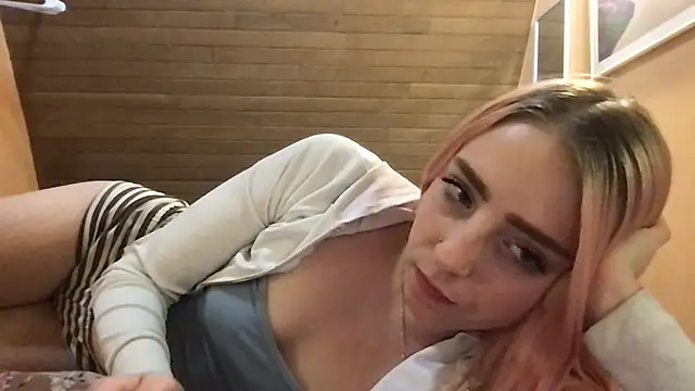 Roxybluee online show from 06-02-26, 01:51