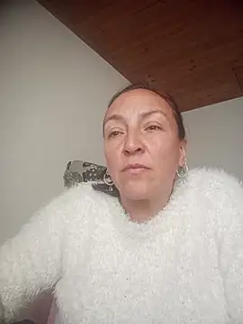 dangerous milf online show from 07-16-26, 05:08