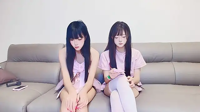 guoguo-888 online show from 06-11-26, 03:37