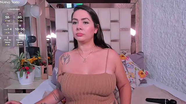 stefanyruizz online show from 06-12-26, 05:01