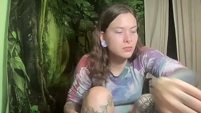 mo0ngoddess online show from 11-22-25, 04:11