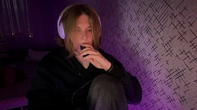 Hirtay online show from 06-13-26, 05:55