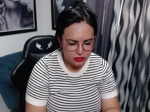 Snapshot of Amazing_Conny chatting on 05-31-26, 04:31 Amazing Conny online show from 05-31-26, 04:31