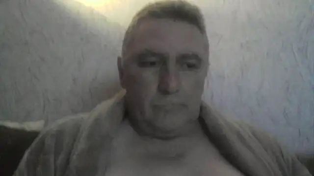 Snapshot of edje59a chatting on 10-24-25, 12:08 edje59a online show from 10-24-25, 12:08