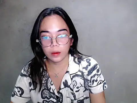 Snapshot of Urbabydollxxx chatting on 06-24-26, 06:29 Urbabydollxxx online show from 06-24-26, 06:29