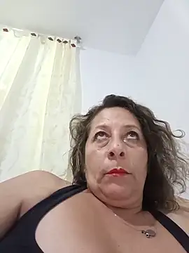 Nikki milf69 online show from 06-12-26, 05:39