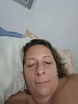 Nikki milf69 online show from 06-25-26, 04:45
