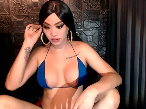 Snapshot of manila_pornstar chatting on 05-09-26, 05:56 manila pornstar online show from 05-09-26, 05:56