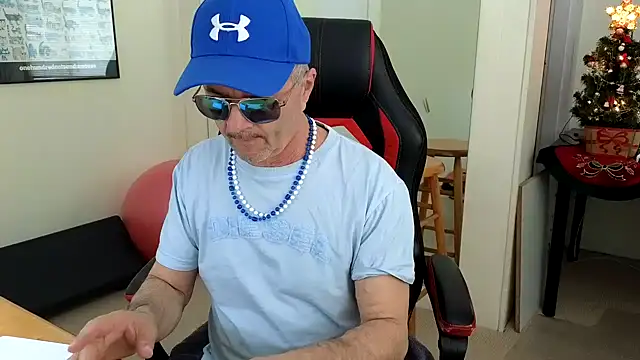 Snapshot of hotdadbod chatting on 12-12-24, 09:26 hotdadbod online show from 12-12-24, 09:26