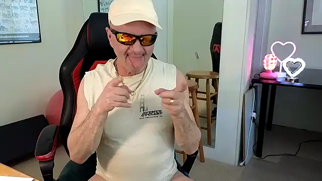 Snapshot of hotdadbod chatting on 02-05-25, 09:40 hotdadbod online show from 02-05-25, 09:40