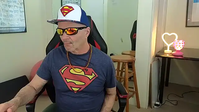 Snapshot of hotdadbod chatting on 03-13-25, 08:22 hotdadbod online show from 03-13-25, 08:22