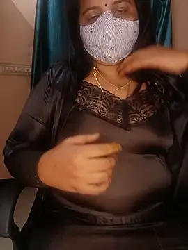 Snapshot of pirainilla chatting on 06-12-26, 05:34 pirainilla online show from 06-12-26, 05:34