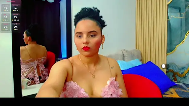 Snapshot of Sol__Latina chatting on 06-04-26, 03:34 Sol Latina online show from 06-04-26, 03:34