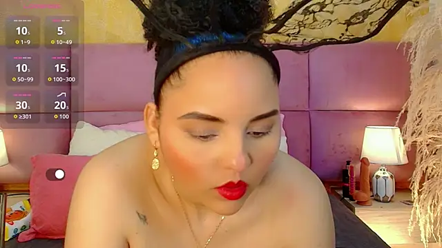 Snapshot of Sol__Latina chatting on 06-06-26, 04:50 Sol Latina online show from 06-06-26, 04:50