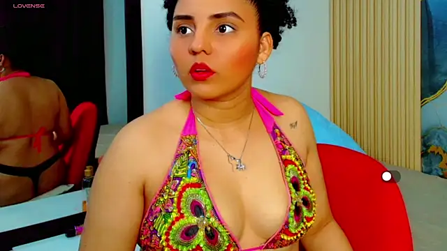 Snapshot of Sol__Latina chatting on 06-12-26, 04:11 Sol Latina online show from 06-12-26, 04:11