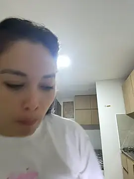 Tatiana123  online show from 06-12-26, 08:41