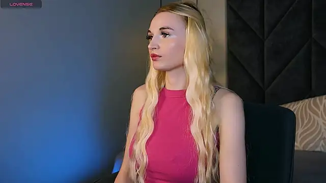 Mila  Lux online show from 05-24-26, 01:38