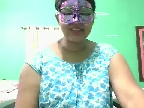 Snapshot of Kavya17 chatting on 07-03-26, 01:56 Kavya17 online show from 07-03-26, 01:56