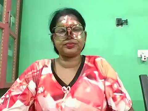 Snapshot of Kavya17 chatting on 07-03-26, 06:14 Kavya17 online show from 07-03-26, 06:14