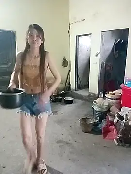 Suly-sweet online show from 05-18-26, 04:07
