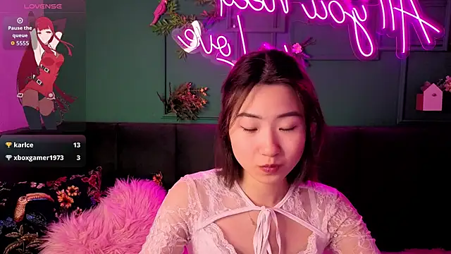 Runi Asian online show from 06-15-26, 01:08