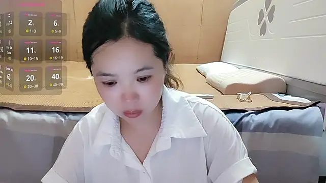 Snapshot of F-Yingying chatting on 06-03-26, 05:32 F-Yingying online show from 06-03-26, 05:32