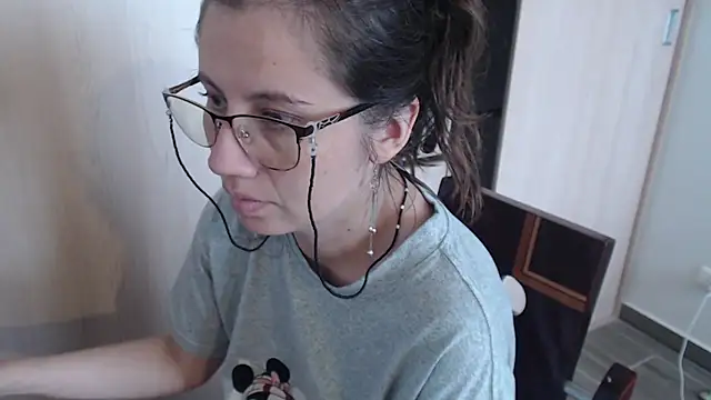 Snapshot of natasha_sex1 chatting on 06-26-26, 03:05 natasha sex1 online show from 06-26-26, 03:05