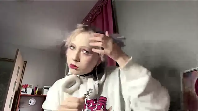 CuteLilit online show from 05-14-26, 03:41