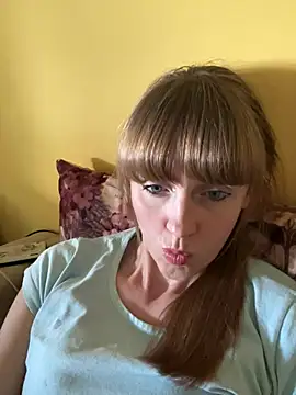 Snapshot of Kamilochka29511 chatting on 07-15-26, 01:49 Kamilochka29511 online show from 07-15-26, 01:49