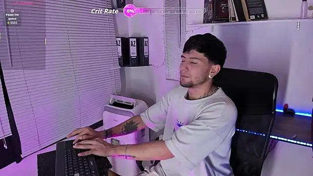 StefanoBigCock online show from 06-12-26, 07:24