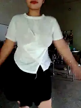 Snapshot of Mirra-a chatting on 06-28-26, 12:27 Mirra-a online show from 06-28-26, 12:27