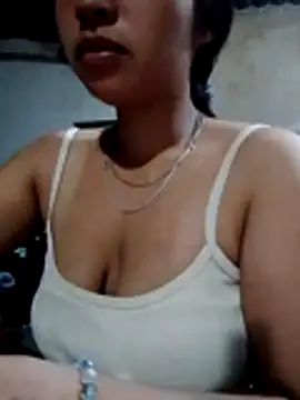 Snapshot of Mirra-a chatting on 06-29-26, 11:49 Mirra-a online show from 06-29-26, 11:49