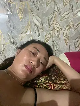 Snapshot of Linda-babyy chatting on 05-15-26, 03:08 Linda-babyy online show from 05-15-26, 03:08