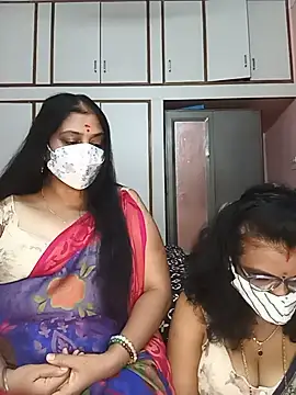 Snapshot of Kannada_telugu_lesbians chatting on 05-30-26, 04:37 Kannada telugu lesbians online show from 05-30-26, 04:37