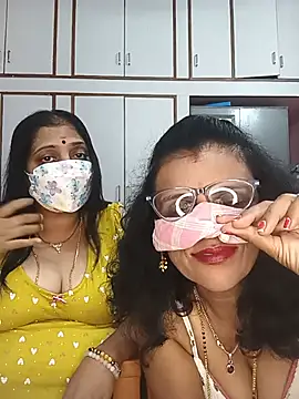 Snapshot of Kannada_telugu_lesbians chatting on 06-04-26, 05:19 Kannada telugu lesbians online show from 06-04-26, 05:19