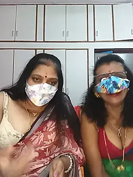 Snapshot of Kannada_telugu_lesbians chatting on 06-06-26, 04:55 Kannada telugu lesbians online show from 06-06-26, 04:55