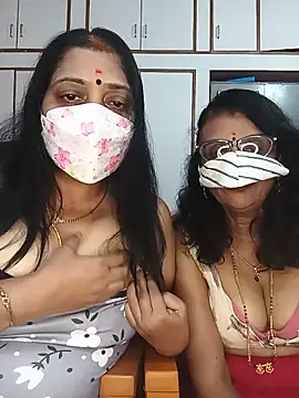 Snapshot of Kannada_telugu_lesbians chatting on 06-13-26, 04:05 Kannada telugu lesbians online show from 06-13-26, 04:05