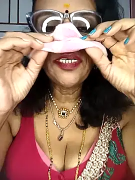 Snapshot of Kannada_telugu_lesbians chatting on 06-19-26, 05:12 Kannada telugu lesbians online show from 06-19-26, 05:12